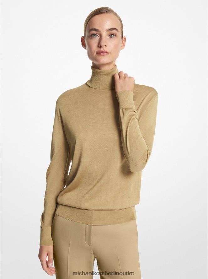 Kleidung de Michael Kors Frauen Kollektion Joan – federleichter Rollkragenpullover aus Seide Düne 404V223527