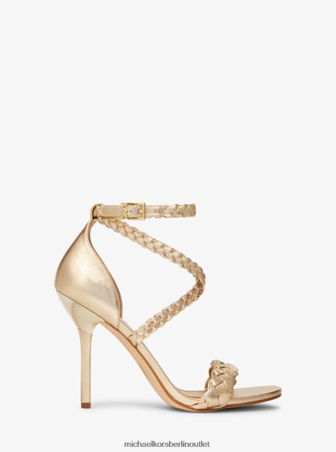 Schuhe de Michael Kors Frauen Astrid geflochtene Sandale aus metallischem Kunstleder Weißgold 404V222042