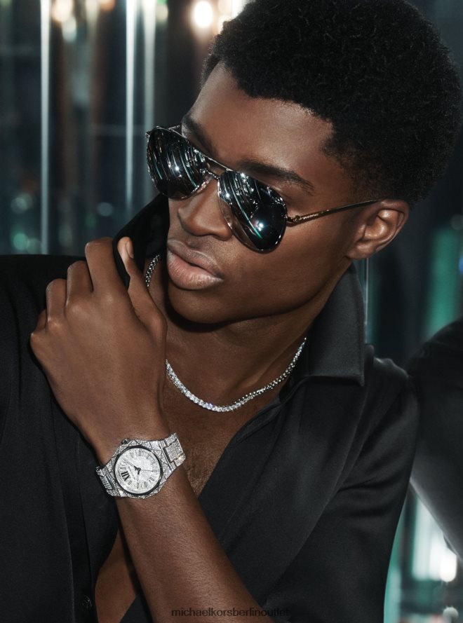 Zubehör de Michael Kors Frauen Kona-Sonnenbrille Schwarz 404V222591