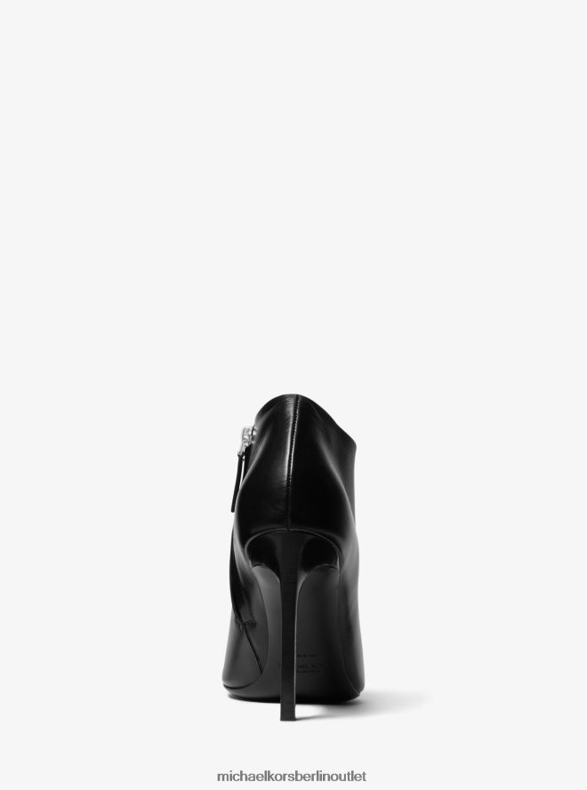 Schuhe de Michael Kors unisex Kollektion Yasmine Lederstiefel Schwarz 404V223843